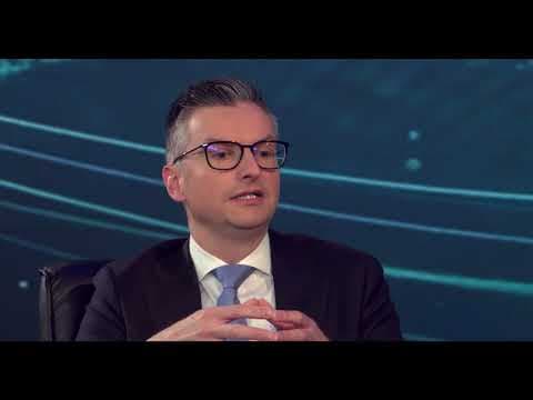 NAPOVEDNIK 2 POGOVOR Z LJERKO BIZILJ (Marjan Šarec)